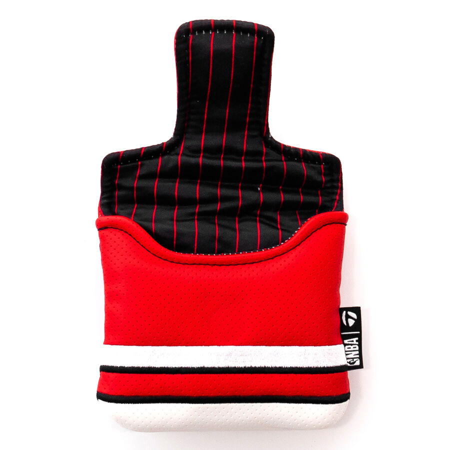 TaylorMade - 新品　Taylor Made 限定パターカバー　NBAコラボ　BULLS TaylorMade テーラーメイド スパイダー パターカバー マレット型